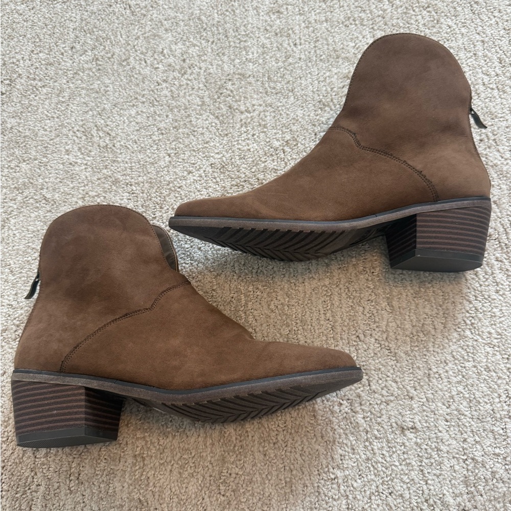 Geewawa Western Women’s Faux Suede Zip Brown Ankle‎ Booties Women’s 8 1/2M  EUC